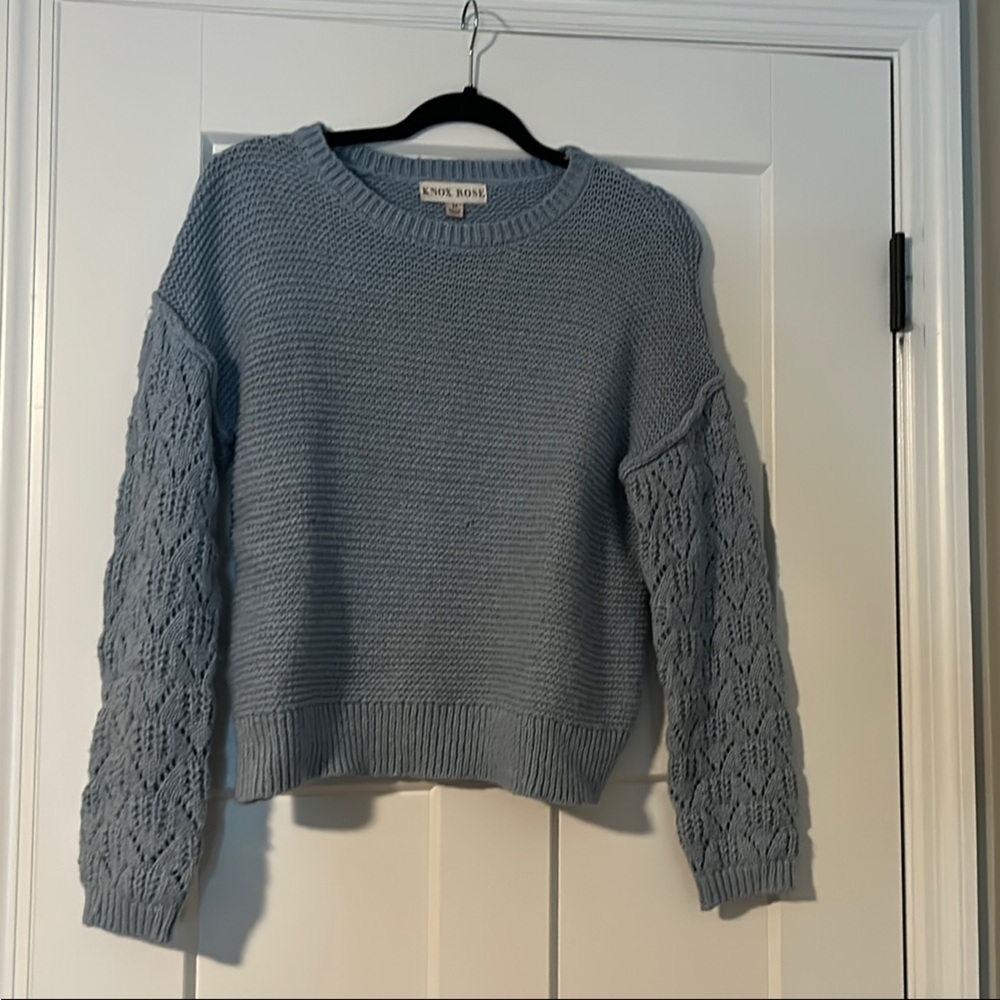 Knox Rose Gray Women's Sweater with Textured Sleeves